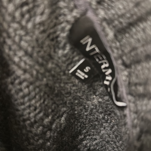 Intermix one sleeve sweater - Picture 3 of 4